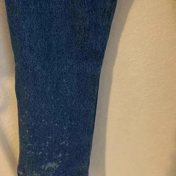 Levi’s Premium 501 Original Cropped Distressed Bleach Washed Jeans Size 26 x 26 - Picture 11 of 11